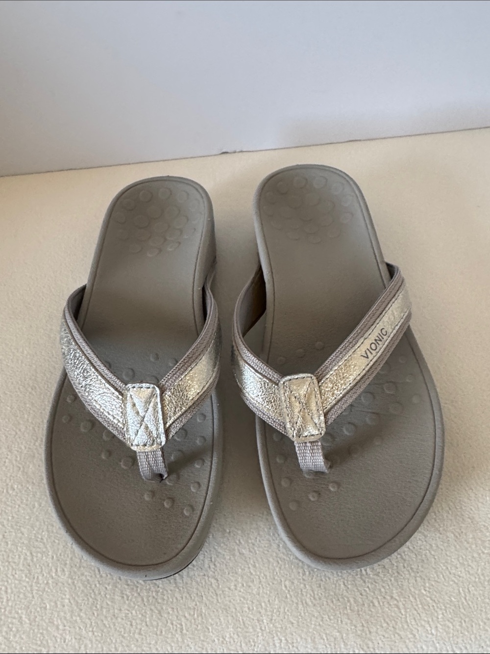 Vionic wedge flip flops